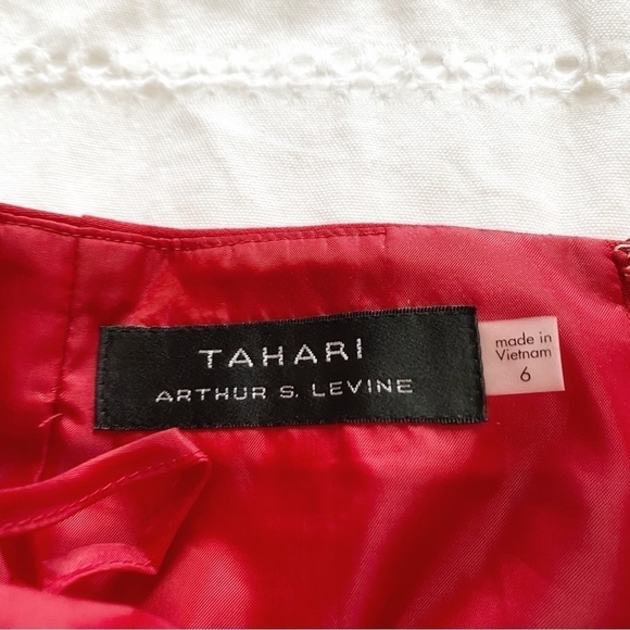 TAHARI ARTHUR S LEVINE RED FRONT SLIT PENCIL FORMAL SKIRT - 6 - Picture 5 of 9